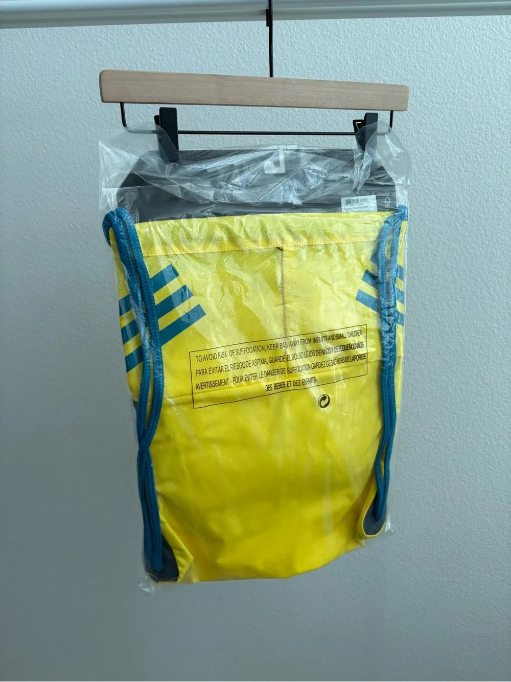 NWTS Adidas Columbia Stadium Sackpack. One size